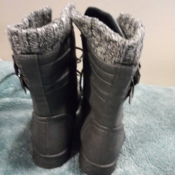 72-5) Arden womens combat boots. NWOT - Picture 5 of 5